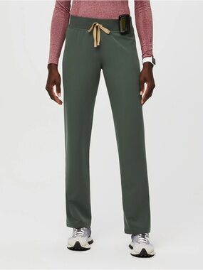 NWOT Figs Livingston Scrub pants